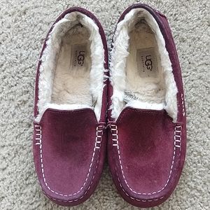 Ugg Ansley Slipper Size 8
